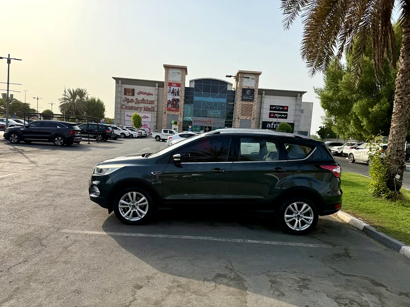 Ford Escape, 2018, GCC, AWD, Accident Free, Original Paint, Al Tayer Full Service History.63399877065345114