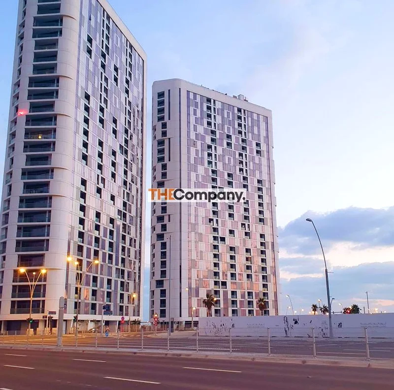 Modern 2-Bedroom with Partial Sea View63844021522945110