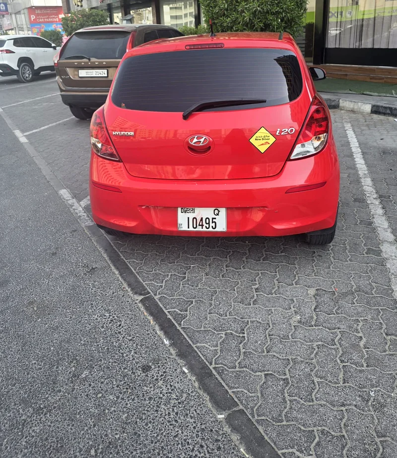 Hyndai i20 RED GCC63406897186179111
