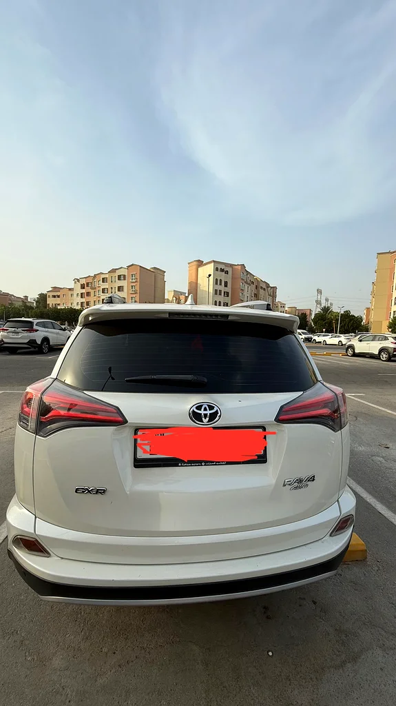 تويوتا راف 4 GXR 2018 للبيع63401306532353111