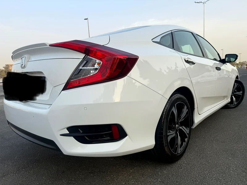 هوندا سيفيك 2019 موديل خيارات خليجي، سيارة بسجل صيانة كامل من شركة الفطيم63398547979137111