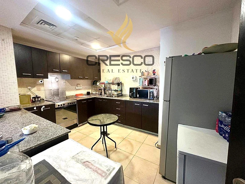 Tenanted | Large Layout | Overlooking Park63917828870147113