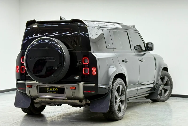 2020 Land Rover Defender P400 110 X-Dynamic, Warranty, Full LR Service History, GCC63399896130050113