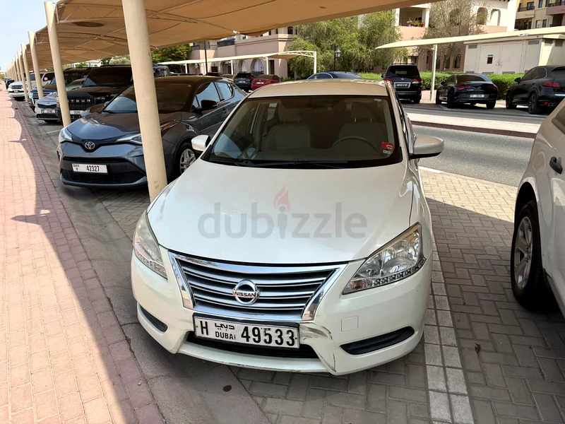 نظيف جدًا، لا يوجد حادث، سيارة نيسان سنترا63412538615553111