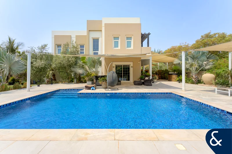 Largest Plot | Upgraded | Private Pool63925741813891110
