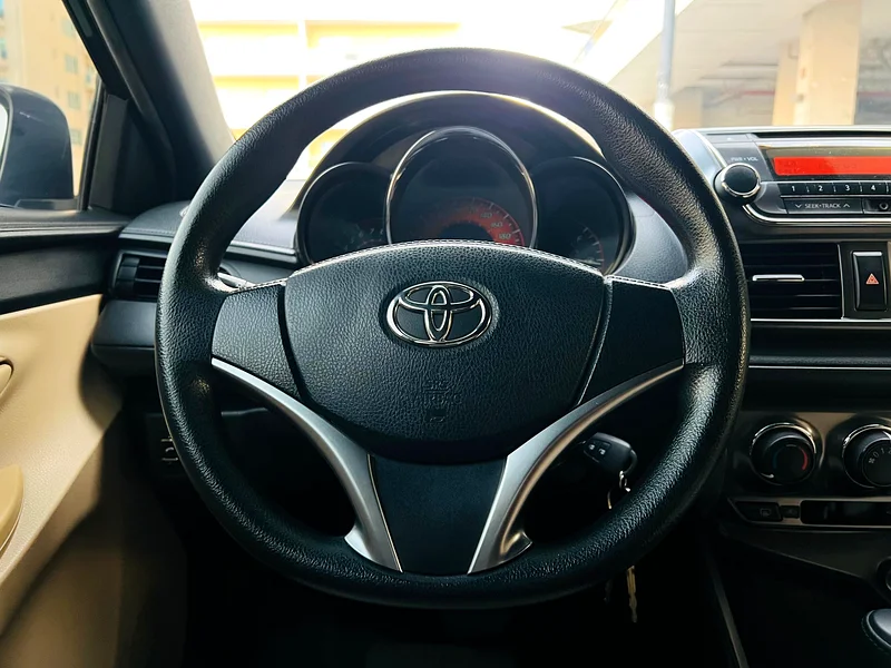 TOYOTA YARIS 2016 MODEL GREY GCC SPECS REF.305863412309790467113