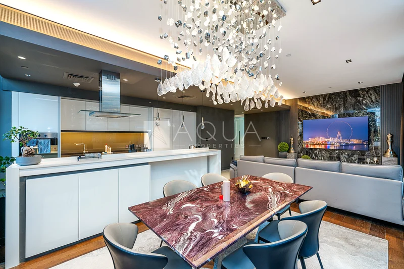Luxury Upgrade | Vacant | Quite Location63923769138945111