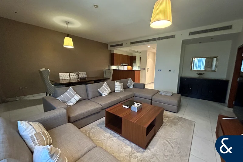 Exclusive  | 1108 Sq. Ft.  | Mid Floor63925404992643111