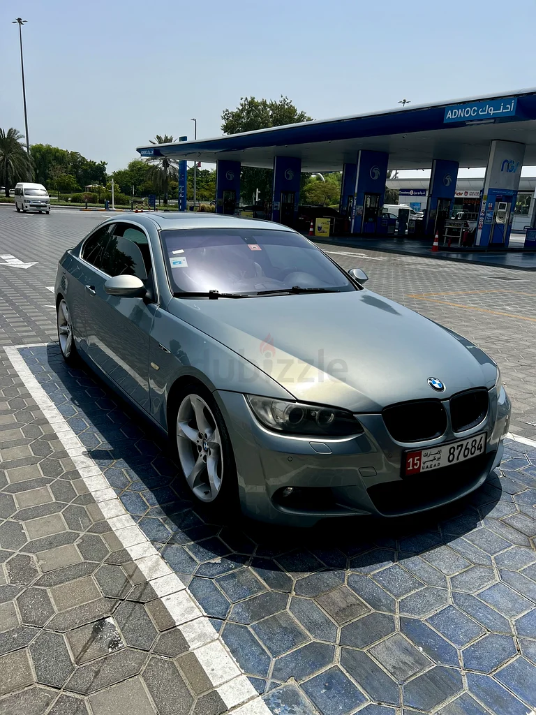 سيارة BMW 335i كوبية بحالة جيدة631588005094421118