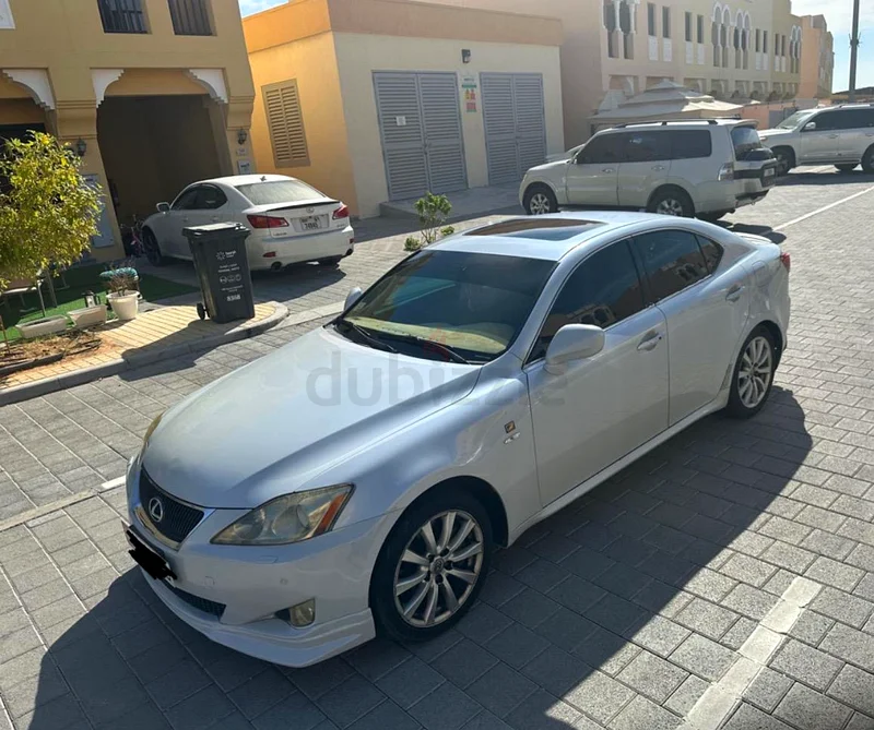 Lexus IS 300 Gcc available in Abu Dhabi63398642043907113