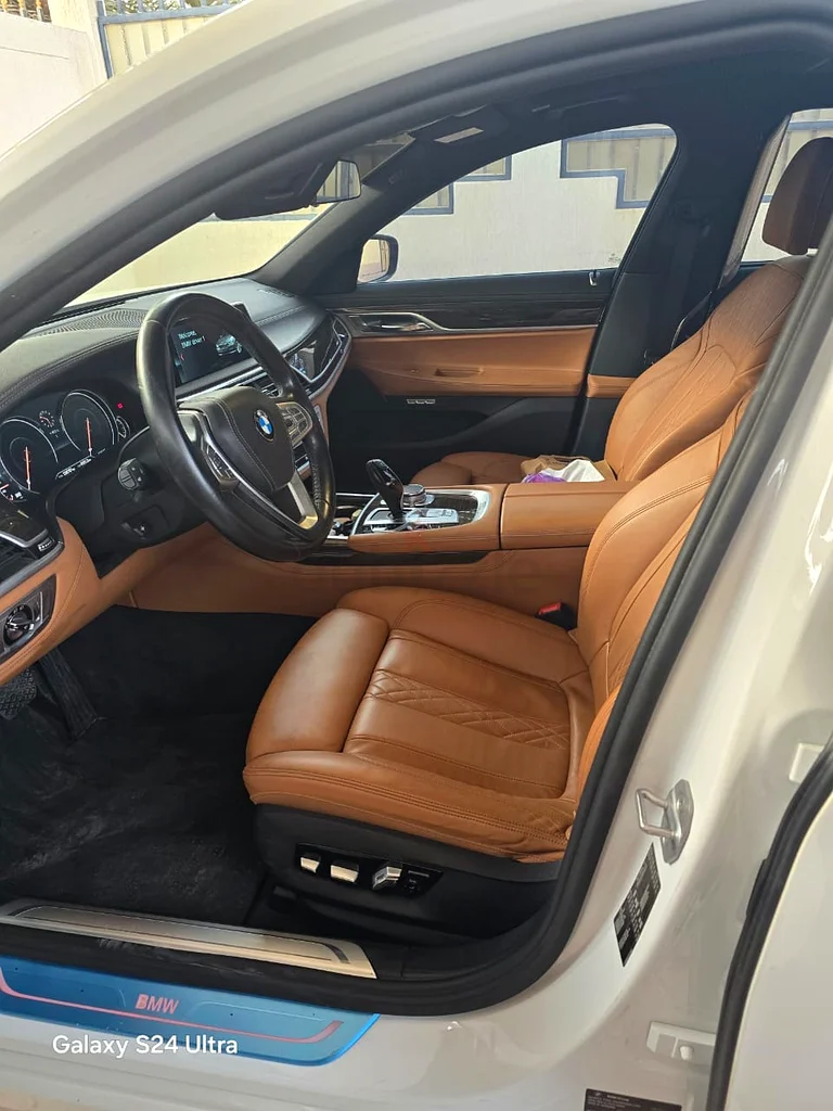 BMW 740 Li63485004927873111