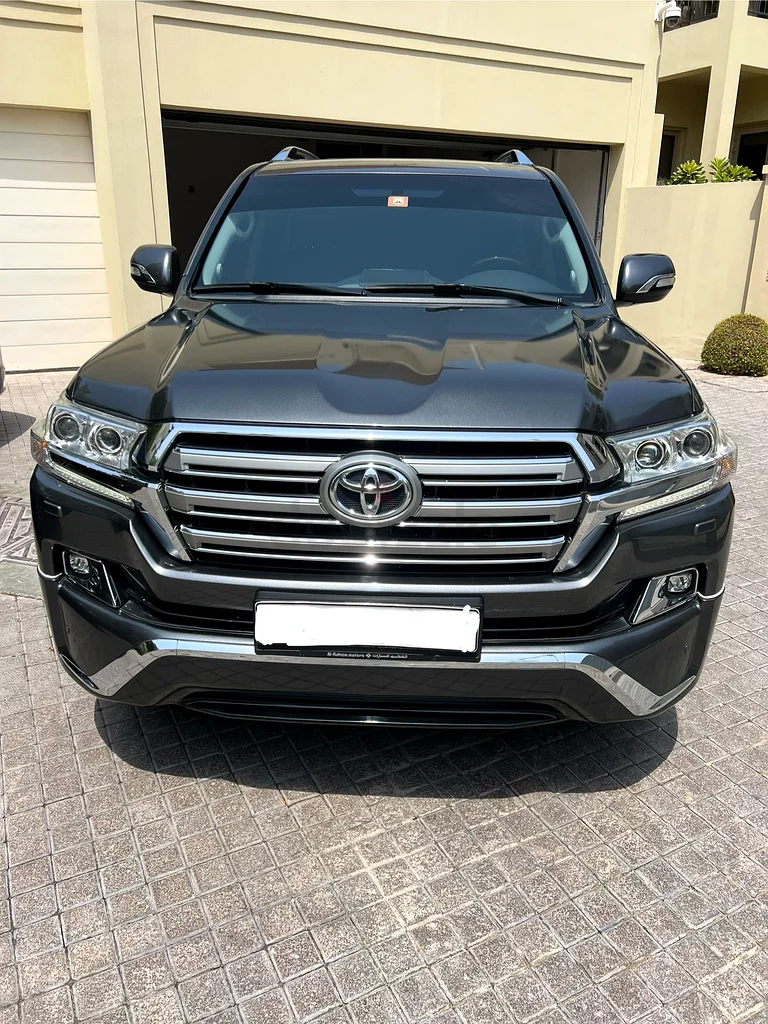 Toyota Land Cruiser 4.6L V8 201663399947764994113