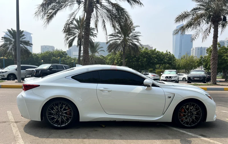 RC-F , V-8 , GCC , full service history.63406917656322114
