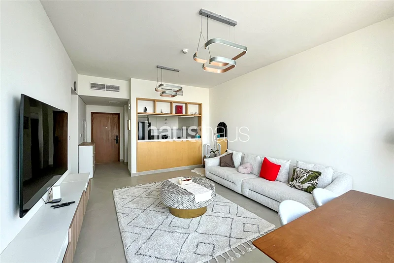 Water View | Furnished | High Floor64025804568449111