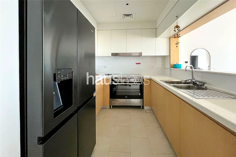 Water View | Furnished | High Floor64025804568449114