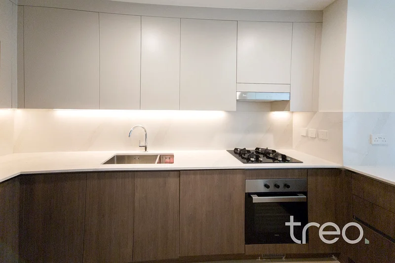 Park facing | Single row | Landscaped63732669198723112