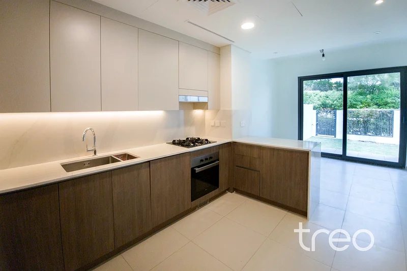 Park facing | Single row | Landscaped63732669198723111