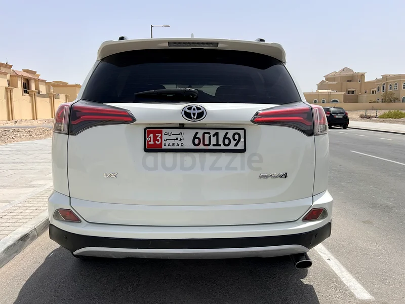 FOR SALE: Toyota RAV4 AWD 2018 VX63401306300931112
