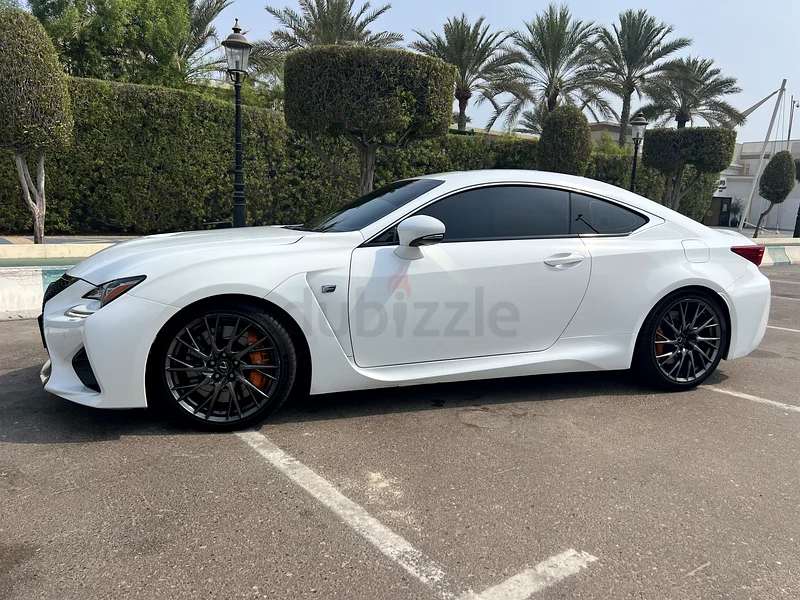 RC-F , V-8 , GCC , full service history.63406917656322112