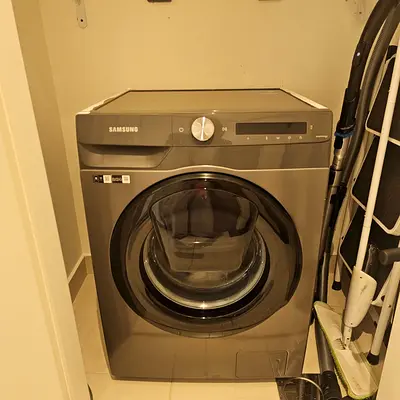 Samsung 9Kg Washer New latest model same Like new condition