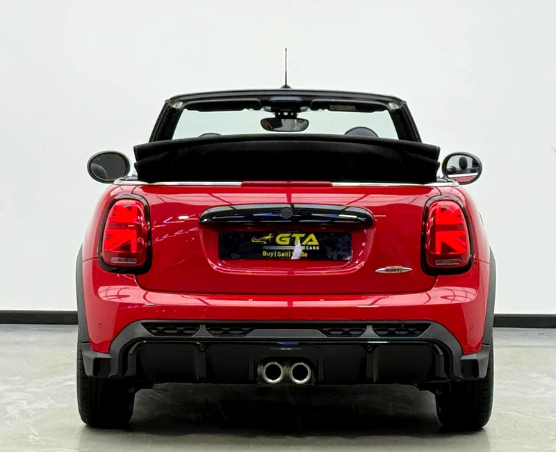 2024 Mini Cooper JCW, 2026 Mini Warranty + Service Package, Very Low Km, Fully Loaded, GCC63398522093825114