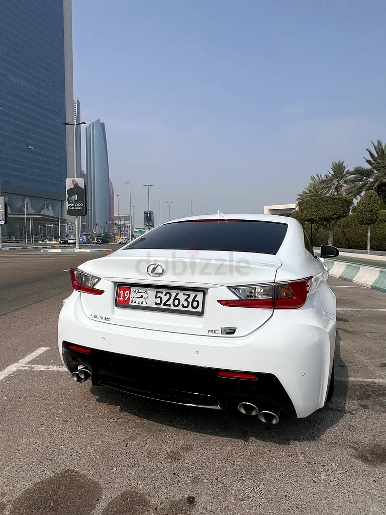 RC-F , V-8 , GCC , full service history.63406917656322113