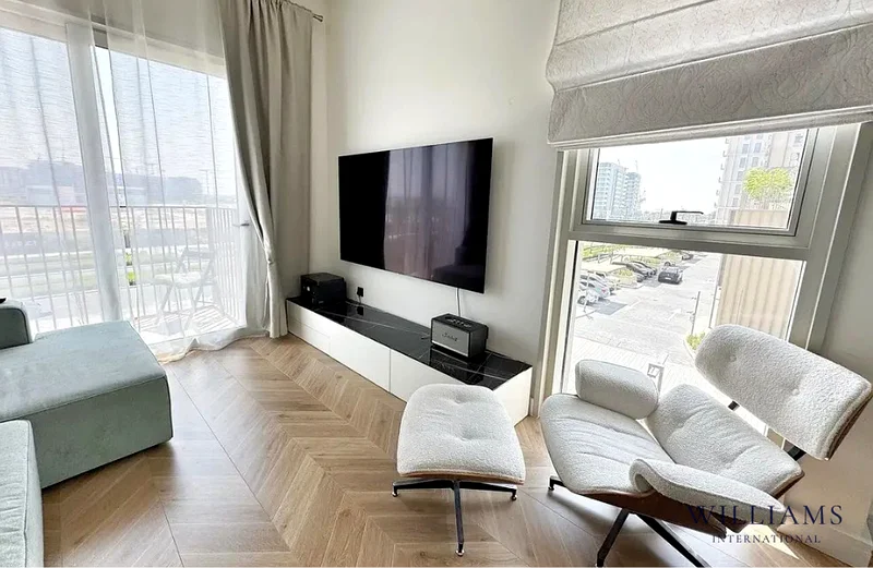 Burj Views | Corner Unit | Semi Upgraded64043460046339112