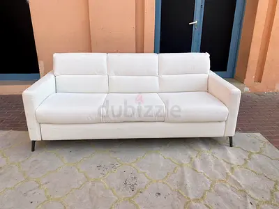 Stylish White Sofa for Sale - Perfect for Any Living Space