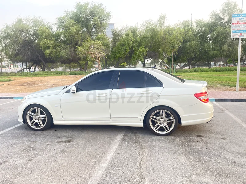 مرسيدس بنز C200 | حالة ممتازة | كاملة الخيارات | مواصفات دول مجلس التعاون الخليجي63402411797379112