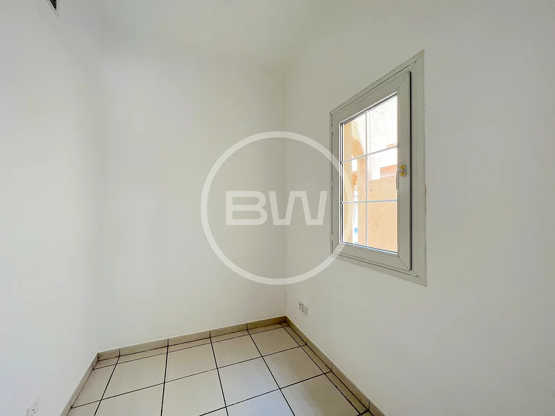 TYPE 4M | SINGLE ROW | GREAT LOCATION63923312748803114