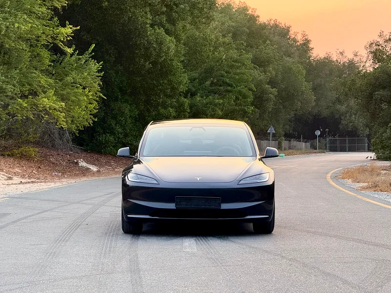 TESLA / MODEL / 3 / 2024 / GCC63398505172994112