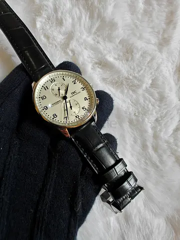Men Watch