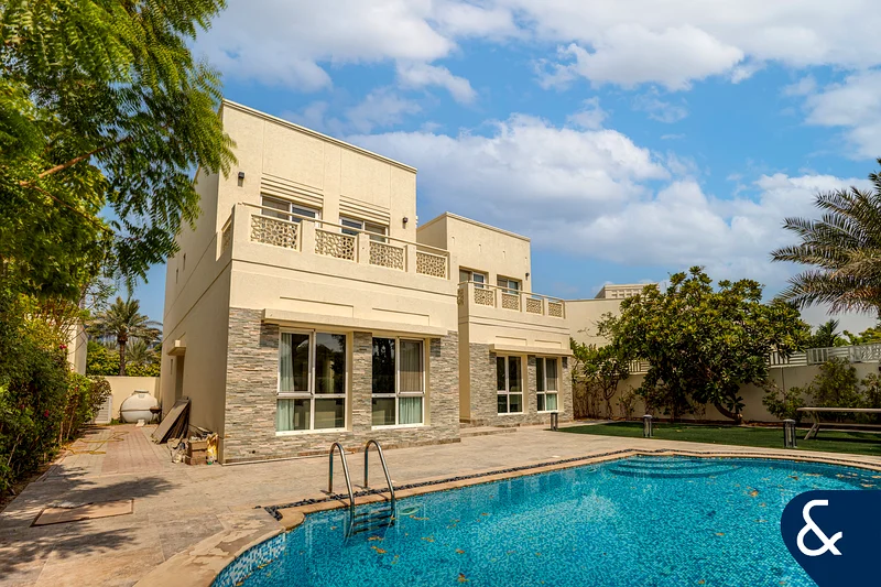 Pool | Upgraded | Type 6 | Vacant | Skyline63917283683971111