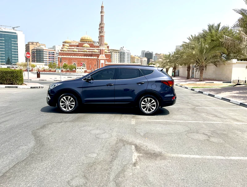 Astonishing Hyundai Santafe 2017, GCC Top Option, Low Milage, Zero Accident History, Original Paint63406901279233113