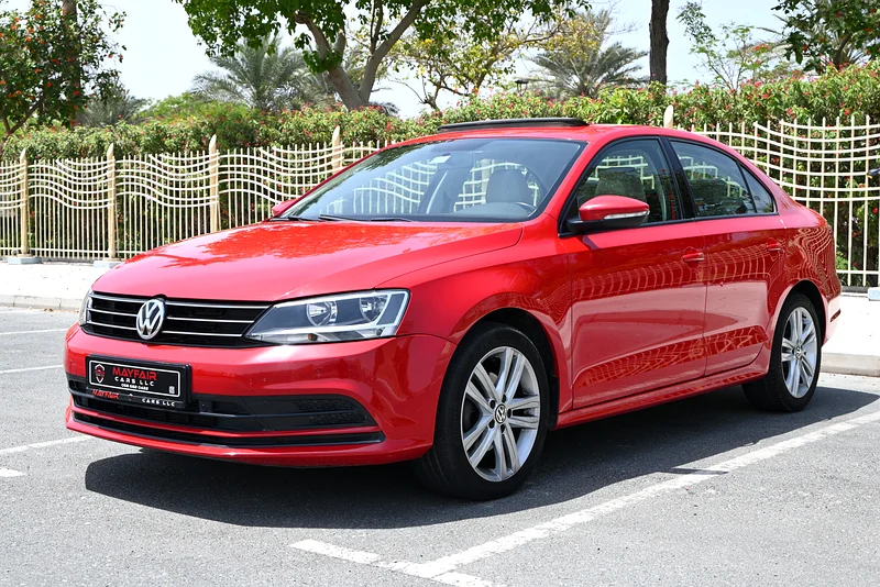 ACCIDENT FREE - VOLKSWAGEN JETTA TRENDLINE  2015 - 2.5L V4 FWD - GCC SPECS63398576968449112