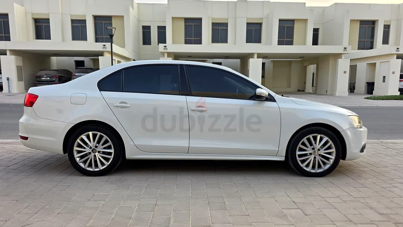 فولكس فاجن جيتا 2015 SEL – 2.0 لتر. جميع الخيارات – حالة ممتازة – مواصفات دول مجلس التعاون الخليجي63398577015171112