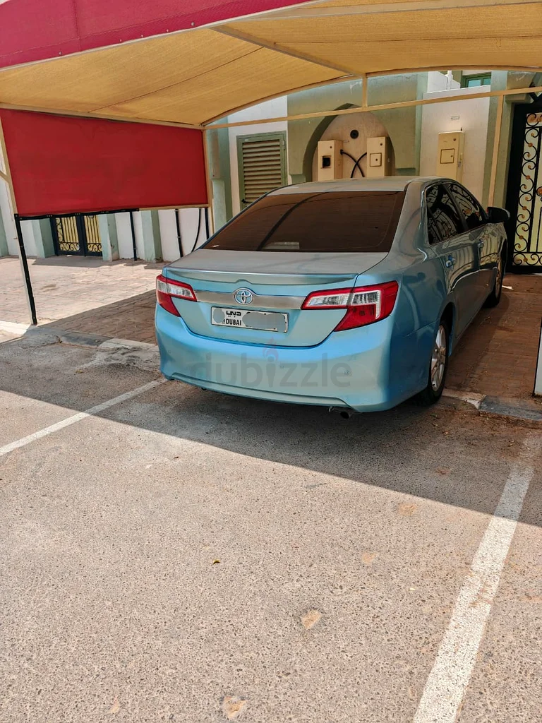 Toyota camry lady driver in good condition.63399946588673113
