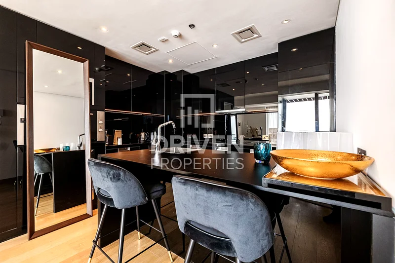 Furnished Apt and High Floor with Partial Sea View63929457015810114