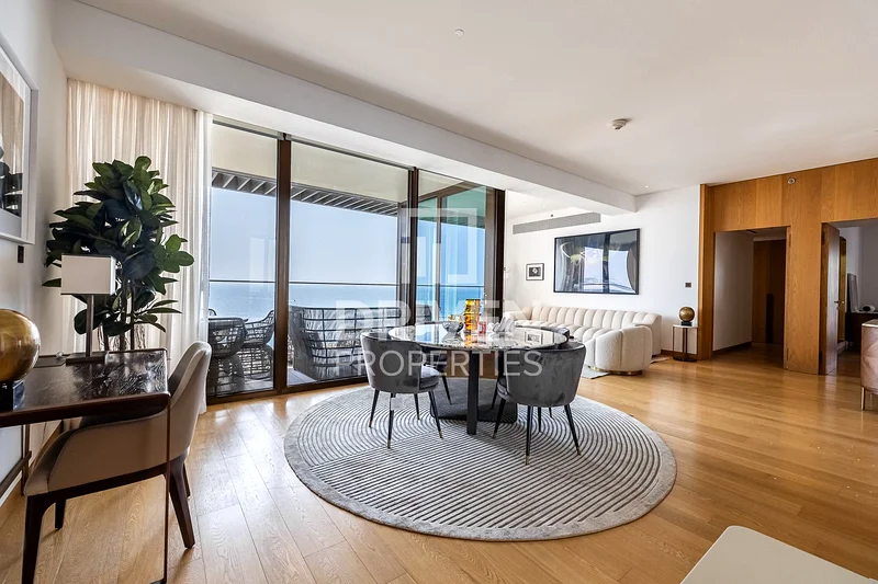 Furnished Apt and High Floor with Partial Sea View63929457015810112