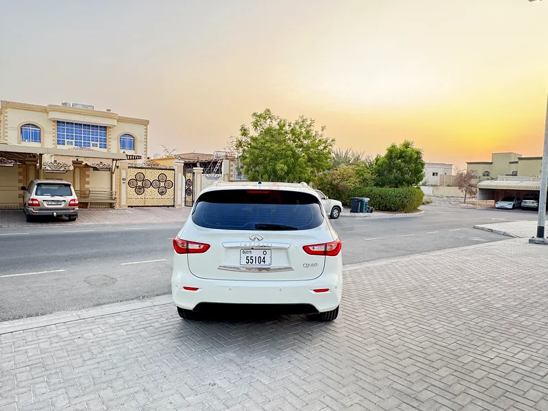 إنفيني QX60 V6 دفع كلي، الفئة الأعلى، بحالة ممتازة، يقودها أجنبي63398552903169113