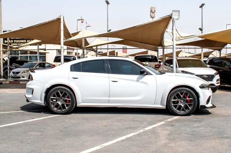 Dodge charger RT V6  2016 دودج شارجر RT أمريكي63398535757826113