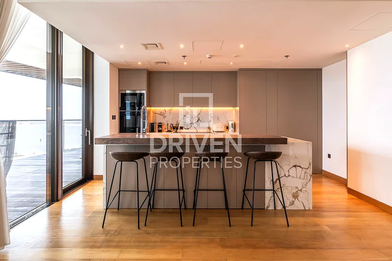 High Floor | Luxurious with Full Skyline Views63929454217731111