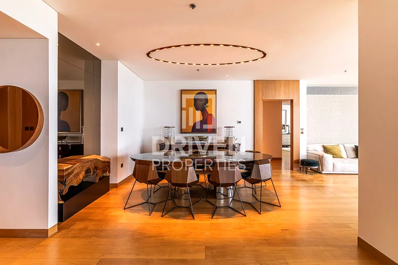 High Floor | Luxurious with Full Skyline Views63929454217731110