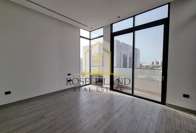 تشطيب فاخر عالي الجودة | منزل ذكي | شاغر63850139335299112