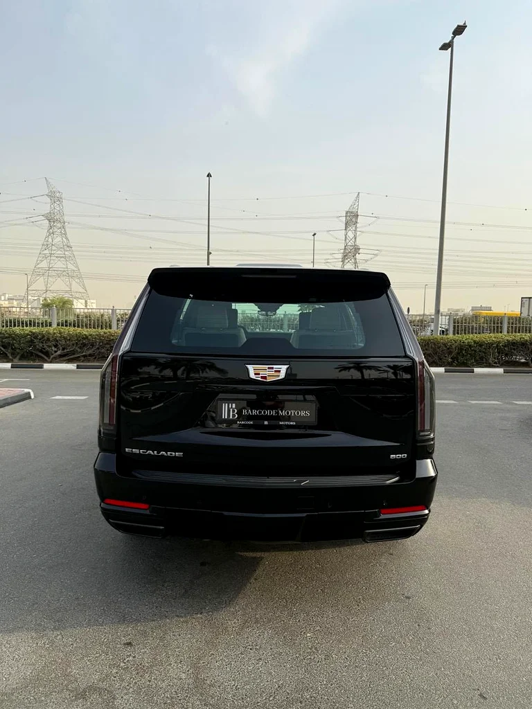 Cadillac Escalade / 2025 / GCC / Warranty and Contract Service from Al Ghandi / 3,200 km63398491270401113