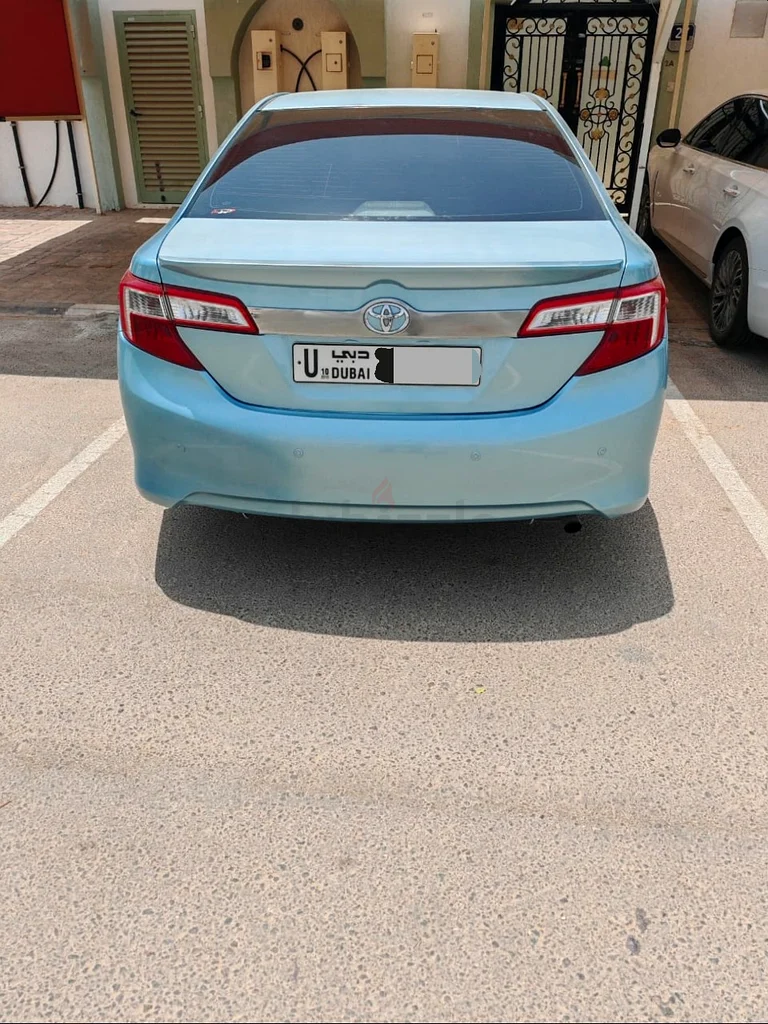 Toyota camry lady driver in good condition.63399946588673111