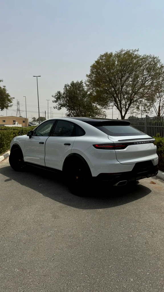 Porsche Cayenne Coupe / 2022 - GCC - Full Options /63398657017858113