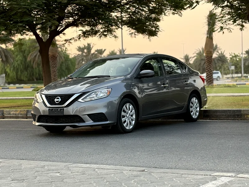 NISSAN SENTRA 2017 model, fully equipped, very clean car63412538313985111
