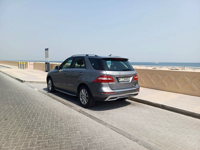 Exceptional Specifications Mercedes Benz ML350 (2014 Model)  
Grey Color, GCC Specifications, Fully Loaded, Soft Close63403707066369113