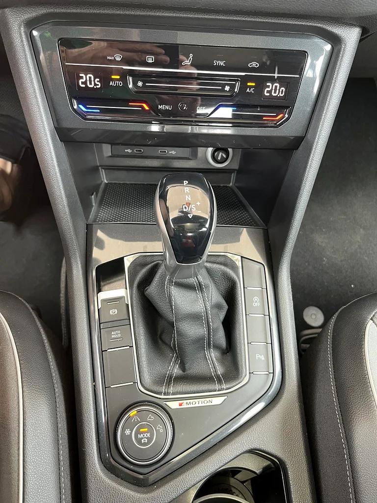 Volkswagen Tiguan 2.0 R-line, Atlantic Blue Metallic color63398577251329113